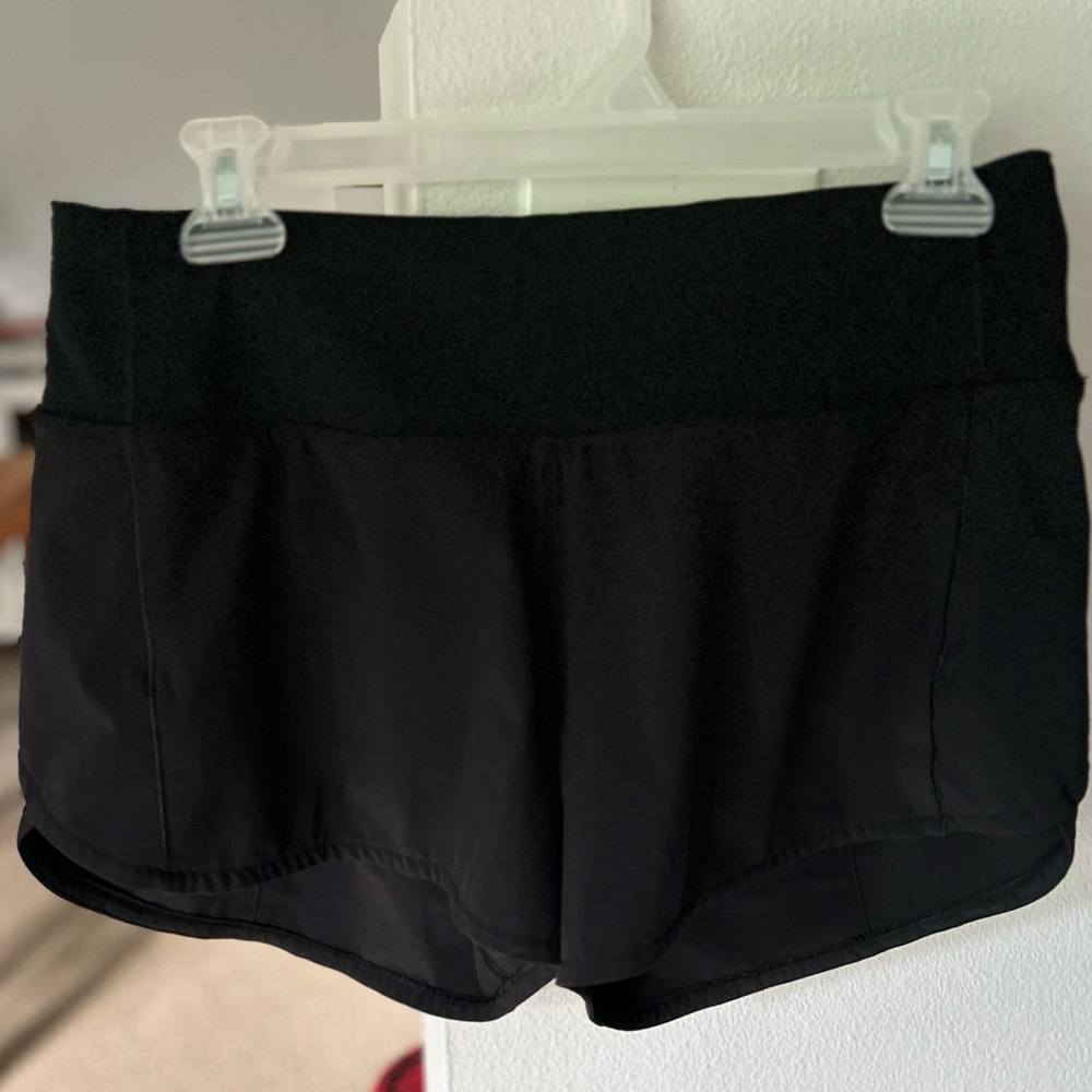 Lululemon Speed Up shorts 4”